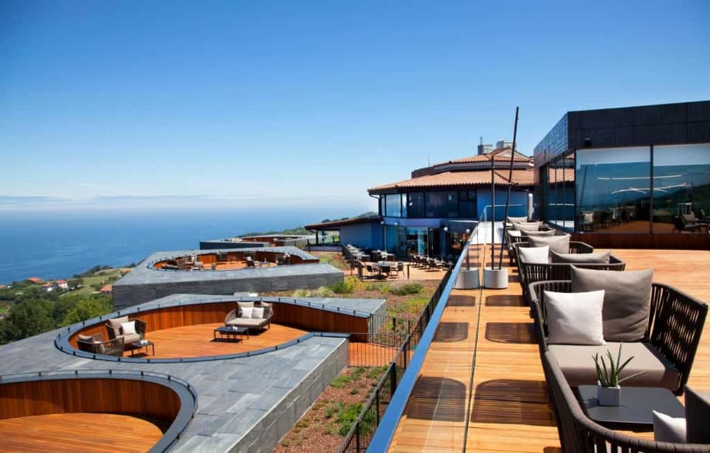 Hotel Akelarre - Igeldo - un tranquilo hotel boutique de lujo donde los huéspedes pueden disfrutar de espectaculares vistas al océano